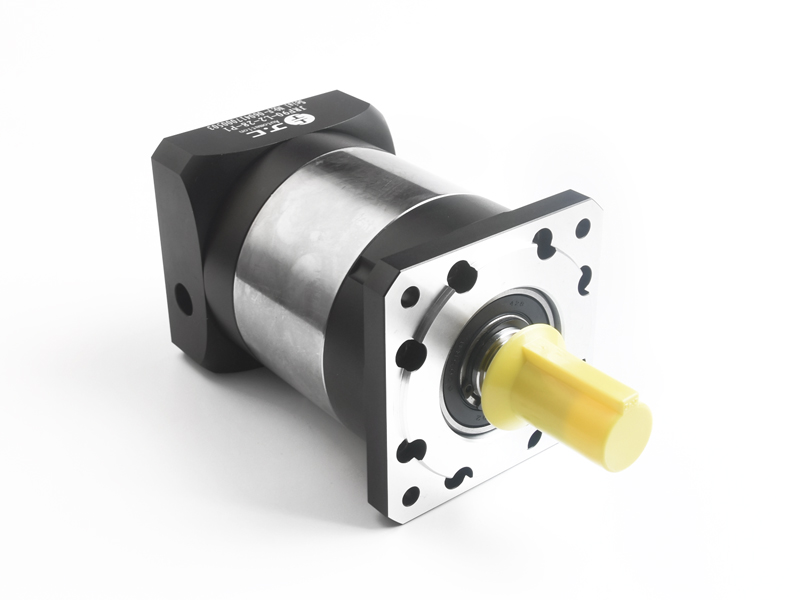 伺服行星減速機(jī)配電機(jī)時(shí)要注意的事項(xiàng)